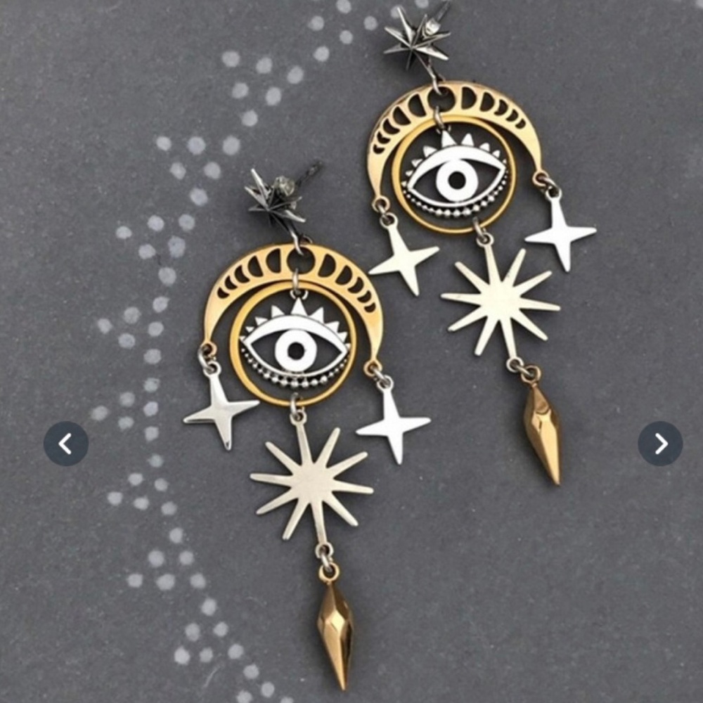 🦋 3/$24 Silver and gold toned sun and moon celestial post earrings - Picture 2 of 5